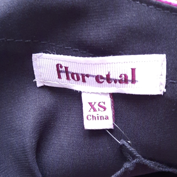 Flor Et.Al 8Lenora Top zip - Picture 7 of 8